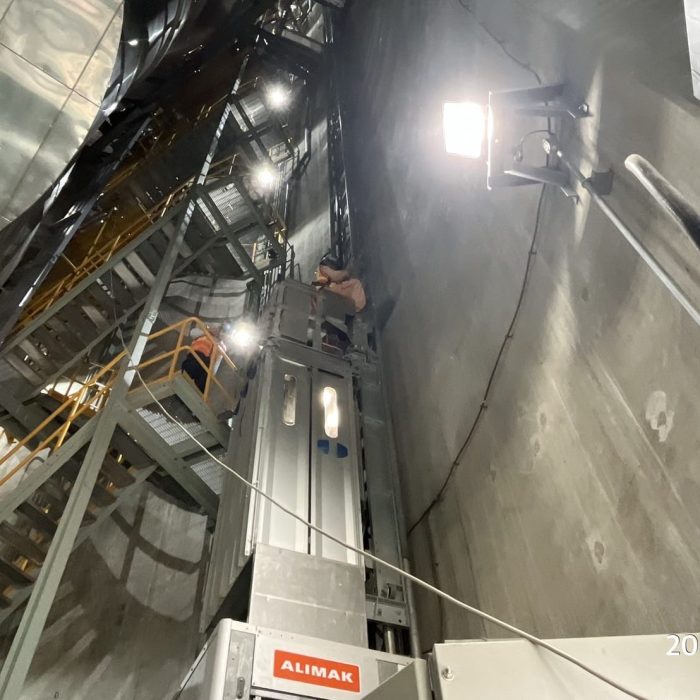 Hsinta Unit 1 - Rack & pinion hoist